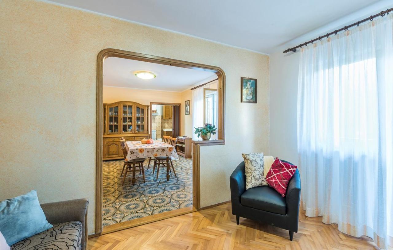 Ferienhaus Zora With Whirlpool Святой Ловреч Пазенатички Экстерьер фото