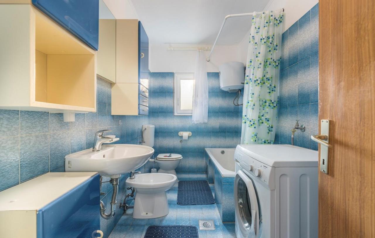 Ferienhaus Zora With Whirlpool Святой Ловреч Пазенатички Экстерьер фото