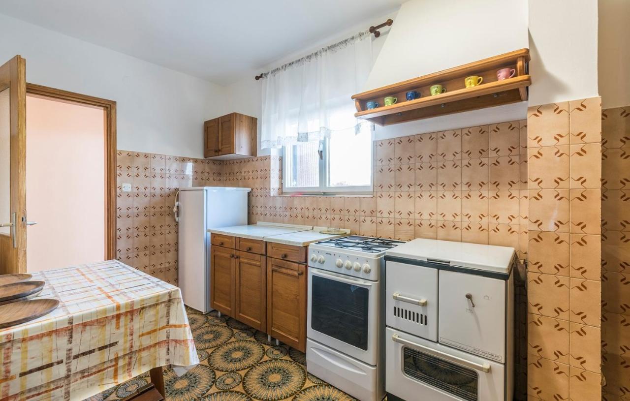 Ferienhaus Zora With Whirlpool Святой Ловреч Пазенатички Экстерьер фото