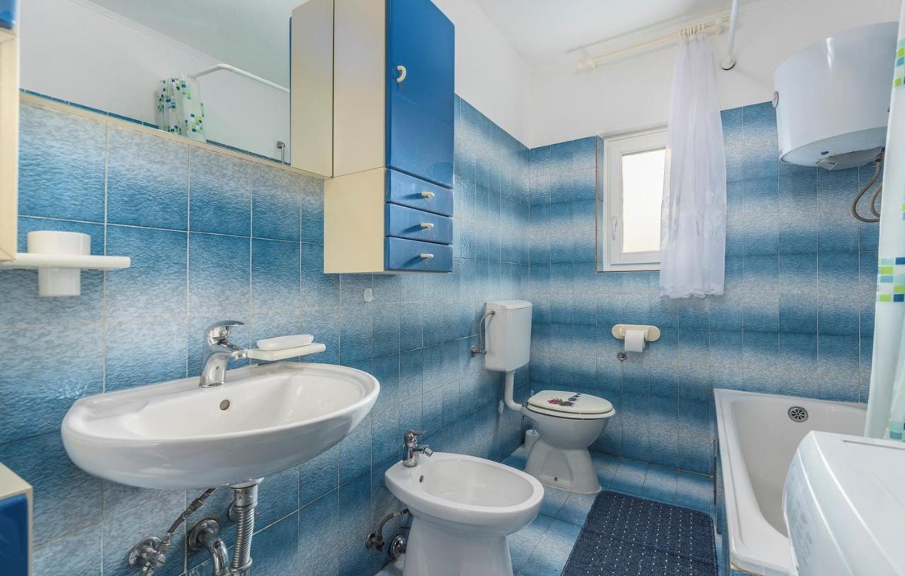 Ferienhaus Zora With Whirlpool Святой Ловреч Пазенатички Экстерьер фото